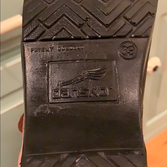 dansko matte black